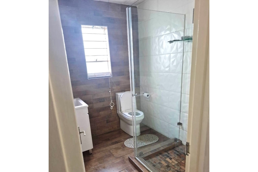 To Let 3 Bedroom Property for Rent in Caribbean Beach Club North West